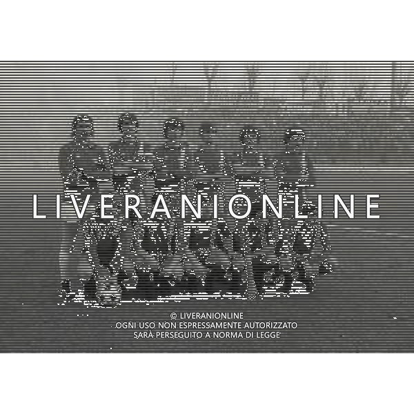 1980-1981 FORMAZIONE MONZA CALCIO NELLA FOTO LA FORMAZIONE DEL MONZA CALCIO 1980-1981 AG ALDO LIVERANI SAS 