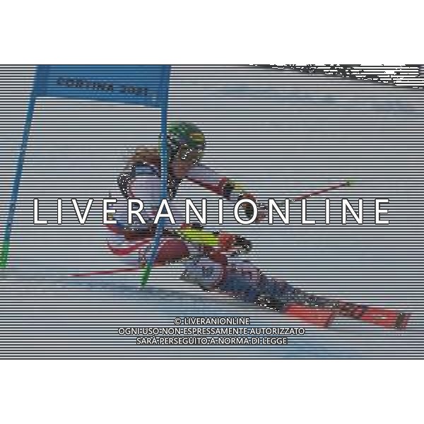 Sergio Bisi/LM - 2021 FIS Alpine World SKI Championships - Parallel Giant Slalom - Women - alpine ski race 16 February 2021 - Rumerlo, cortina (bl), Italy Photo showing: 2021 FIS ALPINE WORLD SKI CHAMPIONSHIPS, Women\'s Parallel Cortina D\'Ampezzo, Veneto, Italy 2021-02-16 - Tuesday Image shows LIENSBERGER Katharina (AUT) Gold Medal @LM/Sergio Bisi AG ALDO LIVERANI SAS