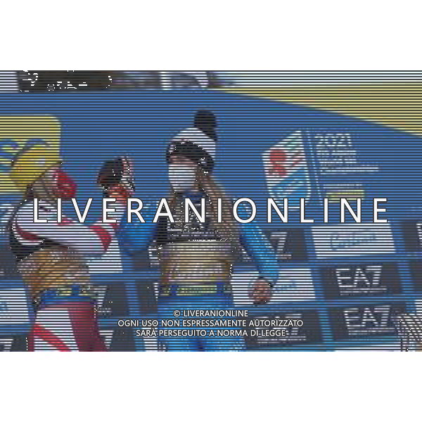 Sergio Bisi/LM - 2021 FIS Alpine World SKI Championships - Parallel Giant Slalom - Women - alpine ski race 16 February 2021 - Rumerlo, cortina (bl), Italy Photo showing: BASSINO Marta (ITA) - LIENSBERGER Katharina (AUT) @LM/Sergio Bisi AG ALDO LIVERANI SAS