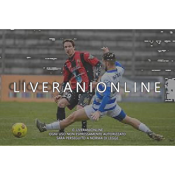 Fabio Fagiolini/LM - Lucchese vs Pro Patria - Italian football Serie C match 2020/2021 17 February 2021 - lucca, Italy Photo showing: Eros Pellegrini (Lucchese) against Tommaso Brignoli (Pro Patria) @LM/Fabio Fagiolini/AGENZIA ALDO LIVERANI SAS