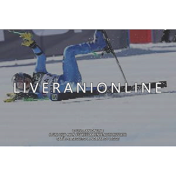 Sergio Bisi/LM - 2021 FIS Alpine World SKI Championships - Alpine Team Parallel - alpine ski race 17 February 2021 - Rumerlo, cortina d\';ampezzo (bl), Italy Photo showing: Crash Lara Della Mea @LM/Sergio Bisi AG ALDO LIVERANI SAS