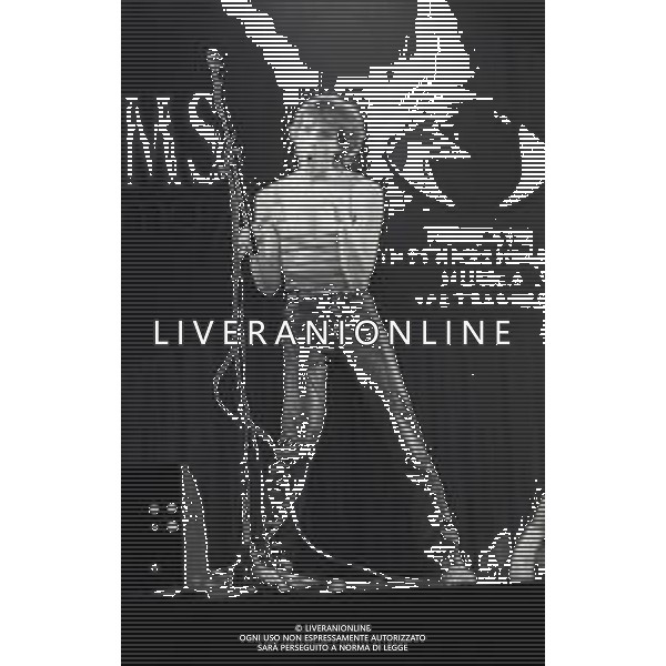 RETROSPETTIVA MIGUEL BOSE\' CANTANTE NELLA FOTO MIGUEL BOSE\' AL FESTIVALBAR NELL\'ANNO 1978 AG ALDO LIVERANI SAS