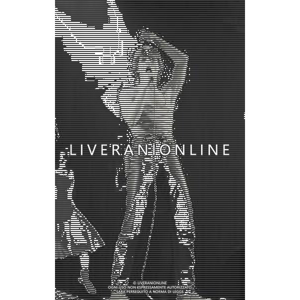 RETROSPETTIVA MIGUEL BOSE\' CANTANTE NELLA FOTO MIGUEL BOSE\' AL FESTIVALBAR NELL\'ANNO 1978 AG ALDO LIVERANI SAS