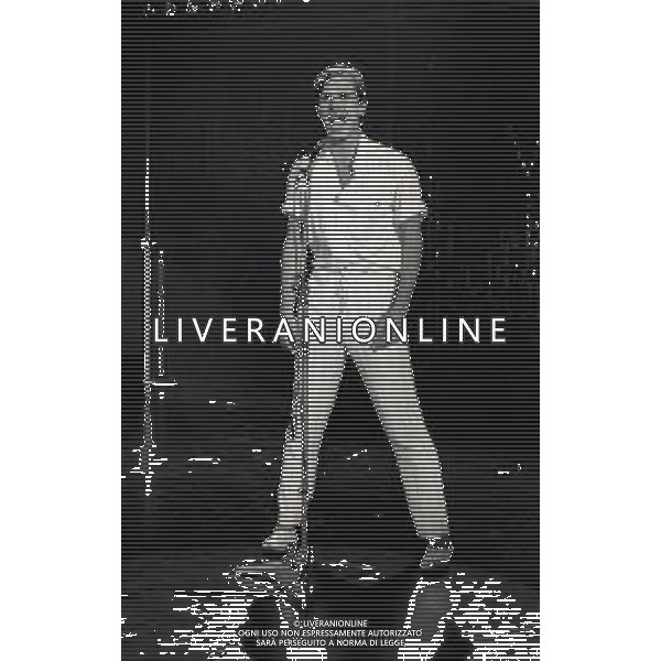 RETROSPETTIVA MIGUEL BOSE\' CANTANTE NELLA FOTO MIGUEL BOSE\' A VERONA A SAINT VINCENT NELL\'ANNO 1982  AG ALDO LIVERANI SAS 