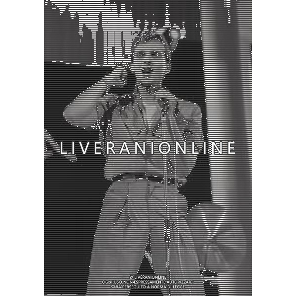 RETROSPETTIVA MIGUEL BOSE\' CANTANTE NELLA FOTO MIGUEL BOSE\' A VERONA A SAINT VINCENT NELL\'ANNO 1982  AG ALDO LIVERANI SAS 