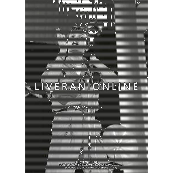 RETROSPETTIVA MIGUEL BOSE\' CANTANTE NELLA FOTO MIGUEL BOSE\' A VERONA A SAINT VINCENT NELL\'ANNO 1982  AG ALDO LIVERANI SAS 