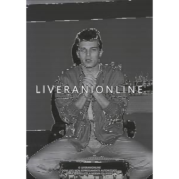 RETROSPETTIVA MIGUEL BOSE\' CANTANTE NELLA FOTO MIGUEL BOSE\' A VERONA A SAINT VINCENT NELL\'ANNO 1982  AG ALDO LIVERANI SAS 