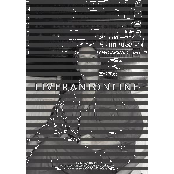 RETROSPETTIVA MIGUEL BOSE\' CANTANTE NELLA FOTO MIGUEL BOSE\' ALLA TRASMISSIONE “TEST“ IN RAI NELL\'ANNO 1984 A MILANO AG ALDO LIVERANI SAS 