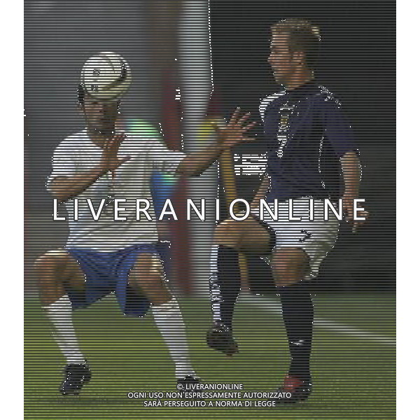 Motherwell (Scozia) 2 settembre 2005 Scozia - Italia under 21 nella foto: mantovani e whittaker foto Luzzani / Ag. Aldo Liverani