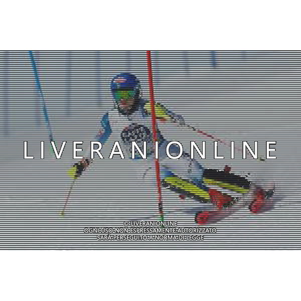 Francesco Scaccianoce/LM - 2021 FIS Alpine World SKI Championships - Slalom - Women - alpine ski race 20 February 2021 - Druscie, cortina (bl), Italy Photo showing: Mikaela Shiffrin (USA) in action. She is the 4th fastest after the first run @LM/Francesco Scaccianoce AG ALDO LIVERANI SAS