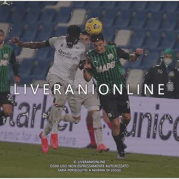 SASSUOLO - BOLOGNA CAMPIONATO CALCIO SERIE A TIM 20.02.2021 NELLA FOTO MUSA BARROW E FILIP DJURICIC ©SANTANDREA/AGENZIA ALDO LIVERANI SAS