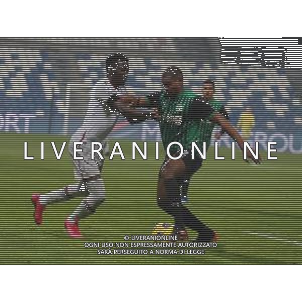 SASSUOLO - BOLOGNA CAMPIONATO CALCIO SERIE A TIM 20.02.2021 NELLA FOTO MUSA BARROW E MARLON ©SANTANDREA/AGENZIA ALDO LIVERANI SAS