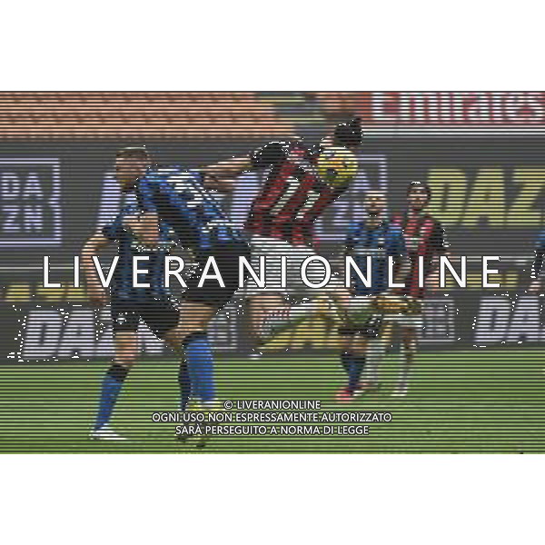 Milan Skriniar (Inter) e Zlatan Ibrahimovic (Milan) Milan vs Inter Campionato Serie A TIM - 23a giornata Milano 21-02-2021 Stadio Giuseppe Meazza - San Siro foto Roberto Garavaglia/ag. Aldo Liverani sas /AGENZIA ALDO LIVERANI SAS