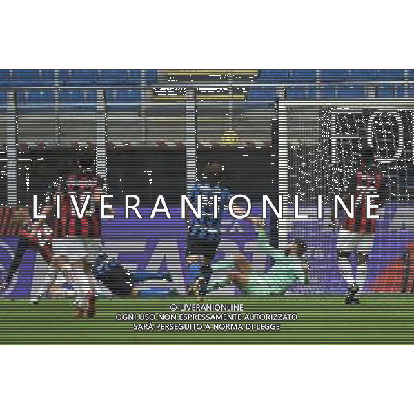 Lautaro Martinez (Inter) vicino al gol del 2 a 0 (occasione da gol) Milan vs Inter Campionato Serie A TIM - 23a giornata Milano 21-02-2021 Stadio Giuseppe Meazza - San Siro foto Roberto Garavaglia/ag. Aldo Liverani sas /AGENZIA ALDO LIVERANI SAS