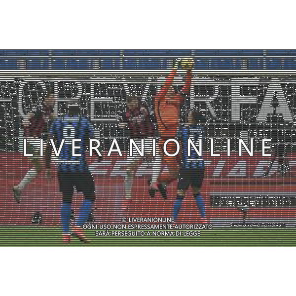 Samir Handanovic (Inter) in parata Milan vs Inter Campionato Serie A TIM - 23a giornata Milano 21-02-2021 Stadio Giuseppe Meazza - San Siro foto Roberto Garavaglia/ag. Aldo Liverani sas /AGENZIA ALDO LIVERANI SAS