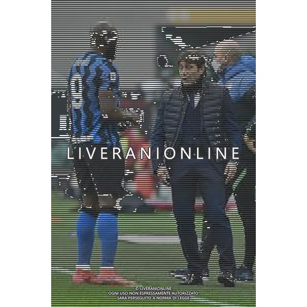Romelu Lukaku (Inter) SX e Antonio Conte allenatore Inter DX Milan vs Inter Campionato Serie A TIM - 23a giornata Milano 21-02-2021 Stadio Giuseppe Meazza - San Siro foto Roberto Garavaglia/ag. Aldo Liverani sas