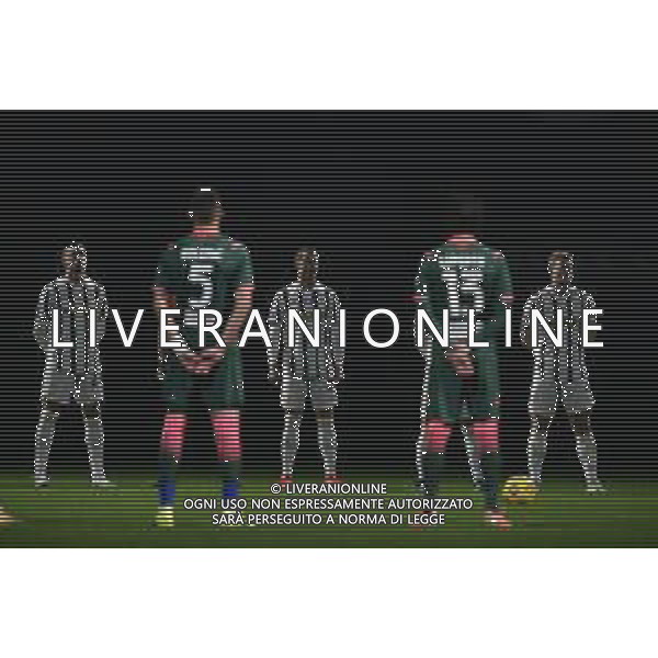 ©Alessandro Falzone/Agenzia Aldo Liverani Torino 22.02.2021 Stadio Allianz Stadium Juventus vs Crotone Serie A Tim 2020-2021 Nella foto : MINUTO DI RACCOGLIMENTO PER LA SCOMPARSA DI MAURO BELLUGI ©Falzone/AGENZIA ALDO LIVERANI SAS