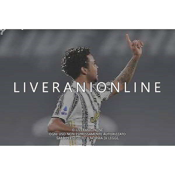 ©Alessandro Falzone/Agenzia Aldo Liverani Torino 22.02.2021 Stadio Allianz Stadium Juventus vs Crotone Serie A Tim 2020-2021 Nella foto : ESULTANZA GOL DI WESTON MCKENNIE ©Falzone/AGENZIA ALDO LIVERANI SAS