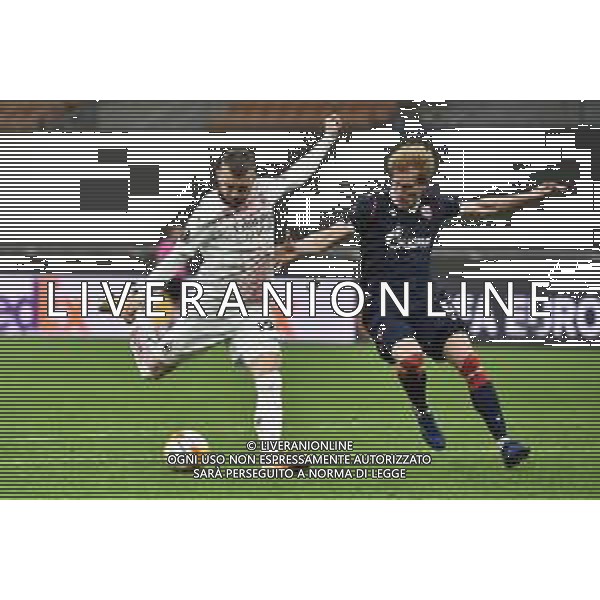 Ante Rebic (Milan) e sulla DX Radovan Pankov (Stella Rossa) Milan vs Stella Rossa UEFA Europa League sedicesimi di finale - gara di ritorno Milano 25-02-2021 Stadio Giuseppe Meazza - San Siro foto Roberto Garavaglia/ag.Aldo Liverani sas