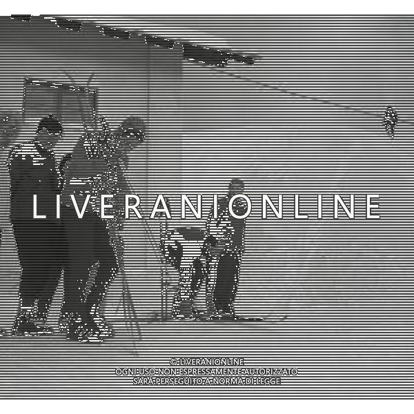 RETROSPETTIVA IRA VON FURSTENBERG ATTRICE NELLA FOTO IRA VON FURSTENBERG A CORTINA D\'AMPEZZO CON MARIO BERTOCCHI IL GIORNO 05-01-1964 AG ALDO LIVERANI SAS 