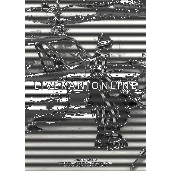 RETROSPETTIVA IRA VON FURSTENBERG ATTRICE NELLA FOTO IRA VON FURSTENBERG CON IL FIGLIO A CORTINA D\'AMPEZZO NELL\'ANNO 1972 AG ALDO LIVERANI SAS