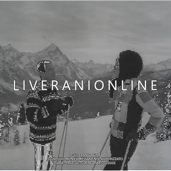 RETROSPETTIVA IRA VON FURSTENBERG ATTRICE NELLA FOTO IRA VON FURSTENBERG CON FRANCOIS D\'AULON A CORTINA D\'AMPEZZO IL GIORNO 25-12-1965 AG ALDO LIVERANI SAS 