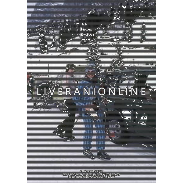 RETROSPETTIVA IRA VON FURSTENBERG ATTRICE NELLA FOTO IRA VON FURSTENBERG CON IL FIGLIO A CORTINA D\'AMPEZZO NELL\'ANNO 1972 AG ALDO LIVERANI SAS 