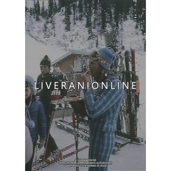 RETROSPETTIVA IRA VON FURSTENBERG ATTRICE NELLA FOTO IRA VON FURSTENBERG CON IL FIGLIO A CORTINA D\'AMPEZZO NELL\'ANNO 1972 AG ALDO LIVERANI SAS 