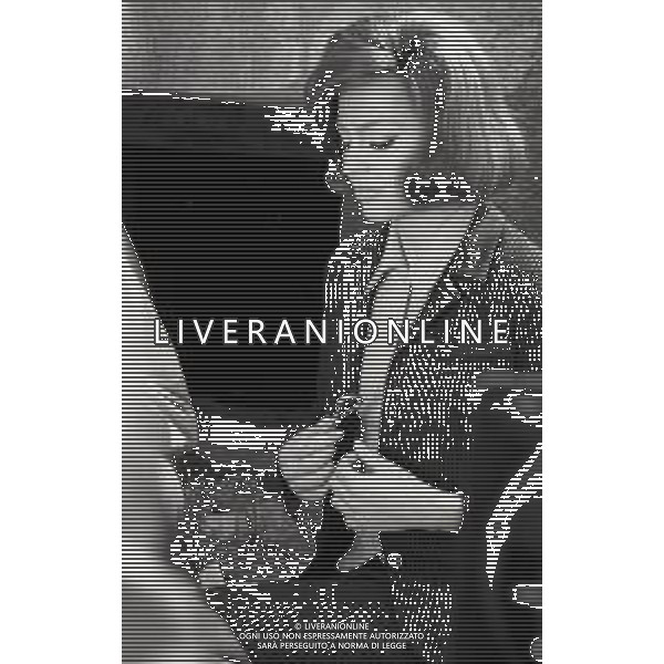 RETROSPETTIVA IRA VON FURSTENBERG ATTRICE NELLA FOTO IRA VON FURSTENBERG SUL SET DEL FILM “ A QUALSIASI PREZZO“ NELL\'ANNO 1968 A ROMA AG ALDO LIVERANI SAS