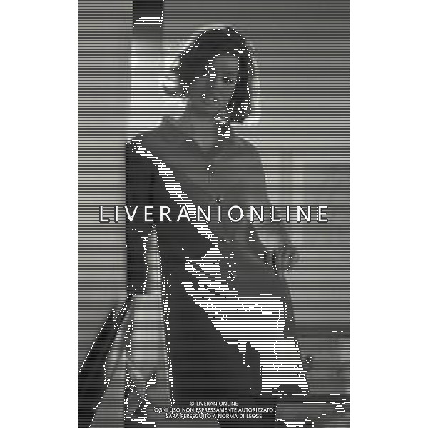 RETROSPETTIVA IRA VON FURSTENBERG ATTRICE NELLA FOTO IRA VON FURSTENBERG SUL SET DEL FILM “ A QUALSIASI PREZZO“ NELL\'ANNO 1968 A ROMA AG ALDO LIVERANI SAS