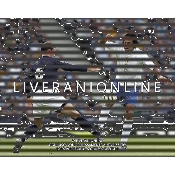 Glasgow 3 settembre 2005 Scozia - Italia qualificazioni mondiali Germania 2006 nella foto:nesta e ferguson foto Luzzani / Ag. Aldo Liverani