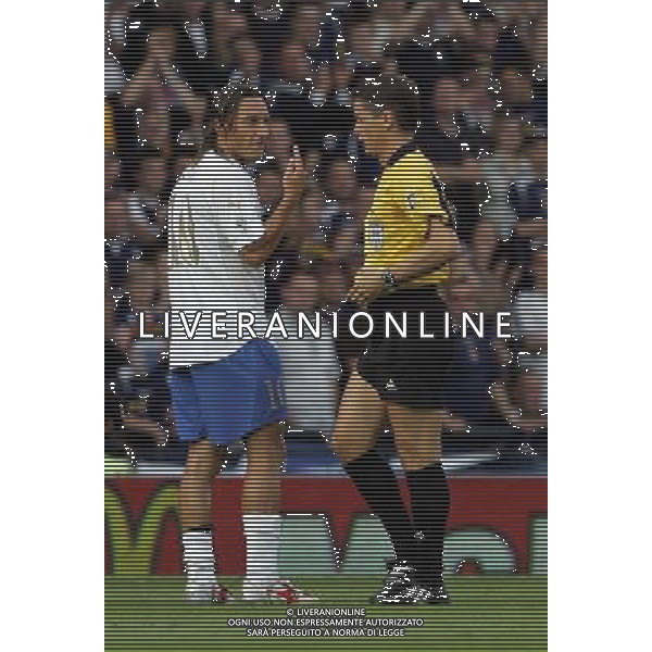 Glasgow 3 settembre 2005 Scozia - Italia qualificazioni mondiali Germania 2006 nella foto:totti e lubos michael foto Luzzani / Ag. Aldo Liverani