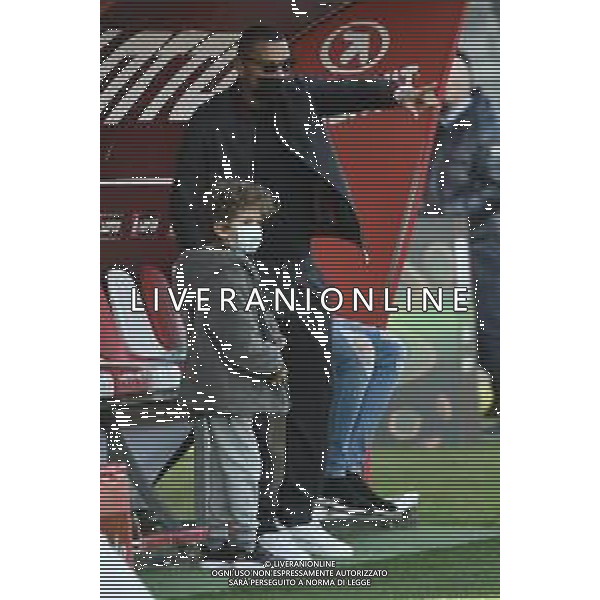 © TVRG Kevin Prince Boateng con il figlio Maddox a bordo campo prima della gara Monza vs Cittadella Campionato Serie BKT - 25a giornata Monza 27-02-2021 U-Power Stadium foto Roberto Garavaglia/ag. Aldo Liverani sas