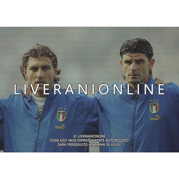 Glasgow 3 settembre 2005 Scozia - Italia qualificazioni mondiali Germania 2006 nella foto:vieri e iaquinta foto Luzzani / Ag. Aldo Liverani