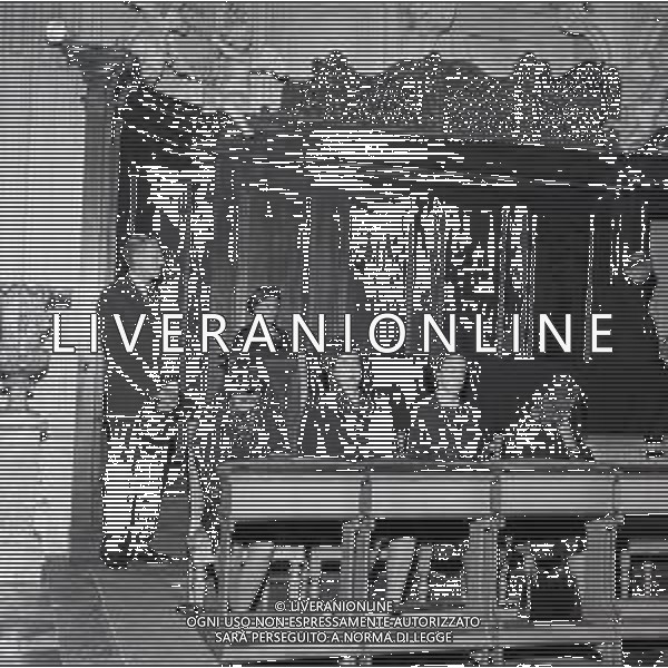 RETROSPETTIVA BEATRICE MARIA DI SAVOIA PRINCIPESSA  NELLA FOTO BEATRICE MARIA DI SAVOIA A TORINO NELL\'ANNO 1963 AI FUNERALI DEL DUCA DI GENOVA AG ALDO LIVERANI SAS 