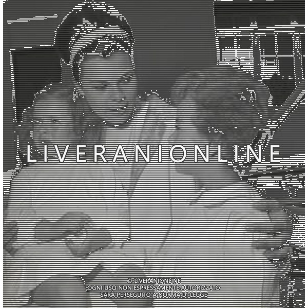 RETROSPETTIVA BEATRICE MARIA DI SAVOIA PRINCIPESSA  NELLA FOTO BEATRICE MARIA DI SAVOIA A CANELLI IN VISITA A UN ASILO INFANTILE NELL\'ANNO 1963 AG ALDO LIVERANI SAS  