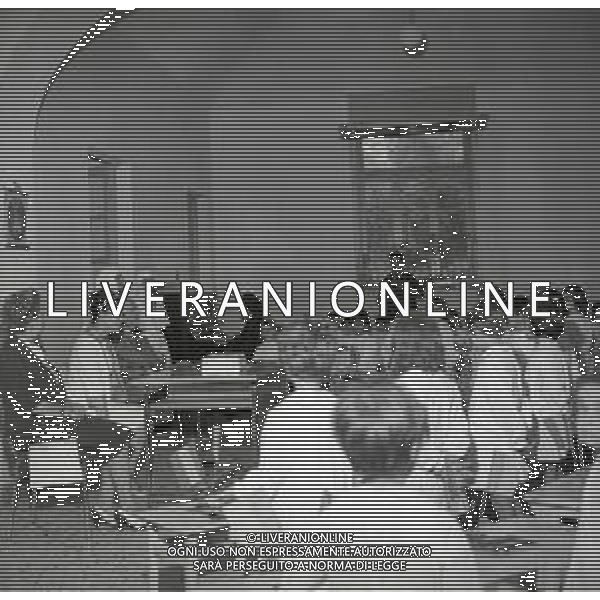 RETROSPETTIVA BEATRICE MARIA DI SAVOIA PRINCIPESSA  NELLA FOTO BEATRICE MARIA DI SAVOIA A CANELLI IN VISITA A UN ASILO INFANTILE NELL\'ANNO 1963 AG ALDO LIVERANI SAS  