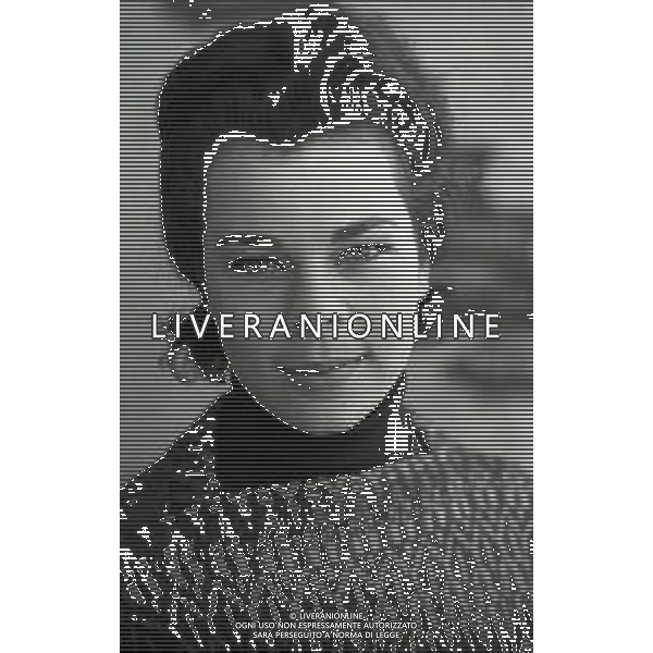 RETROSPETTIVA BEATRICE MARIA DI SAVOIA PRINCIPESSA  NELLA FOTO BEATRICE MARIA DI SAVOIA A SESTRIERE NELL\'ANNO 1963 AG ALDO LIVERANI SAS  