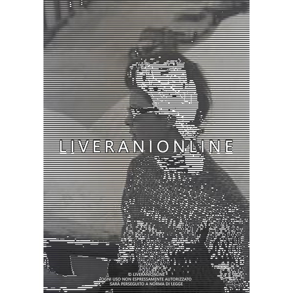 RETROSPETTIVA BEATRICE MARIA DI SAVOIA PRINCIPESSA  NELLA FOTO BEATRICE MARIA DI SAVOIA A SESTRIERE NELL\'ANNO 1963 AG ALDO LIVERANI SAS  