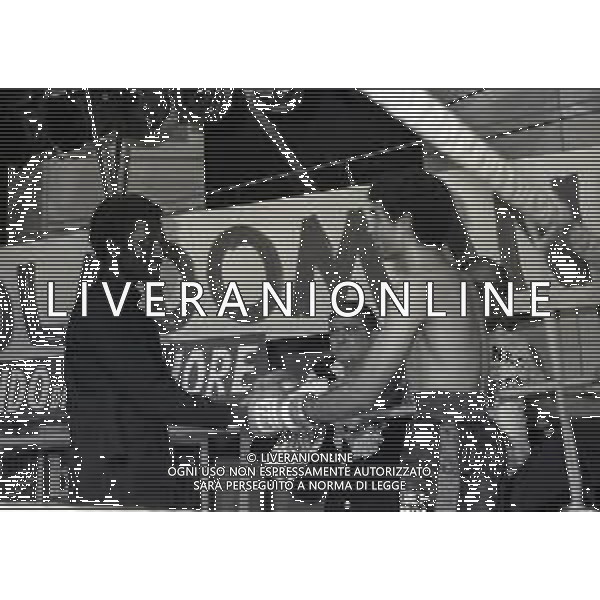 1981 LIDO DI CAMAIORE INCONTRO DI BOXE PATRIZIO OLIVA CONTRO PATRIZIO BURINI NELLA FOTO L\'INCONTRO DI BOXE TRA PATRZIO OLIVA E PATRIZIO BURINI AG ALDO LIVERANI SAS