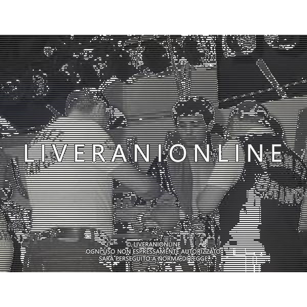 1981 LIDO DI CAMAIORE INCONTRO DI BOXE PATRIZIO OLIVA CONTRO PATRIZIO BURINI NELLA FOTO L\'INCONTRO DI BOXE TRA PATRZIO OLIVA E PATRIZIO BURINI AG ALDO LIVERANI SAS