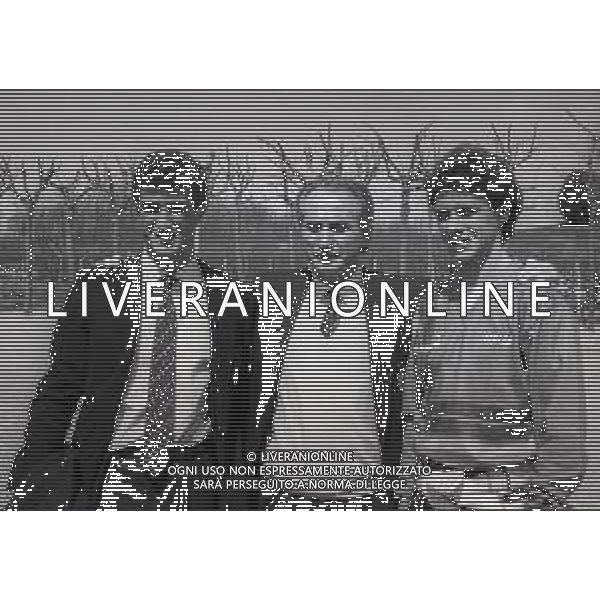 1987 APRILE MILANELLO RADUNO NAZIONALE DI CALCIO ITALIANA NELLA FOTO CIRO FERRARA-AZEGLIO VICINI-ROBERTO TRICELLA AG ALDO LIVERANI SAS