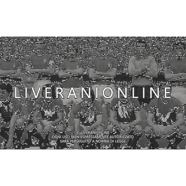 03-03-1973 GENOVA QUALIFICAZIONI MONDIALI DI CALCIO ITALIA LUSSEMBURGO 5-0 NELLA FOTO FORMAZIONE ITALIA DA SIN IN PIEDI ROMEO BENETTI-GIACINTO FACCHETTI-GIANNI RIVERA-LUCIANO SPINOSI-DINO ZOFF-E GIGI RIVE SED DA SIN. FABIO CAPELLO-GIUSEPPE SABADINI-PIETRO ANASTASI-SANDRO MAZZOLA-TARCISIO BURGNICH AG ALDO LIVERANI SAS