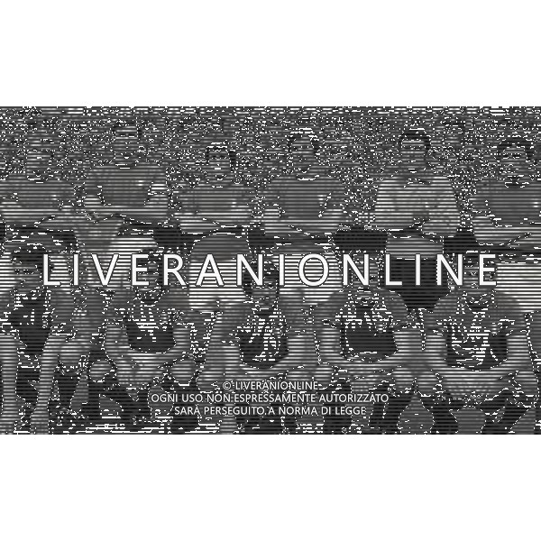 03-03-1973 GENOVA QUALIFICAZIONI MONDIALI DI CALCIO ITALIA LUSSEMBURGO 5-0 NELLA FOTO FORMAZIONE ITALIA DA SIN IN PIEDI ROMEO BENETTI-GIACINTO FACCHETTI-GIANNI RIVERA-LUCIANO SPINOSI-DINO ZOFF-E GIGI RIVE SED DA SIN. FABIO CAPELLO-GIUSEPPE SABADINI-PIETRO ANASTASI-SANDRO MAZZOLA-TARCISIO BURGNICH AG ALDO LIVERANI SAS