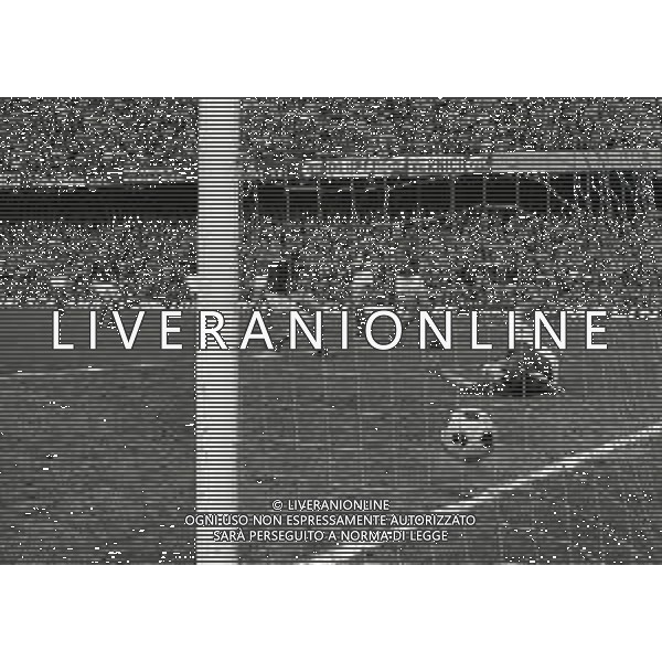 03-03-1973 GENOVA QUALIFICAZIONI MONDIALI DI CALCIO ITALIA LUSSEMBURGO 5-0 NELLA FOTO GOAL GIGI RIVA AG ALDO LIVERANI SAS