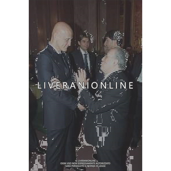 MILANO 21/12/2001 HOTEL PRINCIPE SAVOIA FESTA DELLA LEGA CALCIO NELLA FOTO L\'ARBITRO PIERLUIGI COLLINA E IL PRESIDENTE SENSI FRANCO FOTO BAGNAI/AG. ALDO LIVERANI SAS