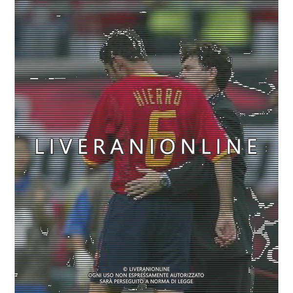 GWANGJU (corea del sud) 22/06/2002 MONDIALI CALCIO 2002 SPAGNA - COREA DEL SUD NELLA FOTO LA DELUSIONE DI FERNANDO HIERRO SCONSOLATO A FINE GARA AGENZIA ALDO LIVERANI SAS