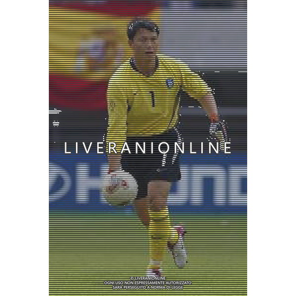 GWANGJU (corea del sud) 22/06/2002 MONDIALI CALCIO 2002 SPAGNA - COREA DEL SUD NELLA FOTO LEE WOON-JAE AGENZIA ALDO LIVERANI SAS