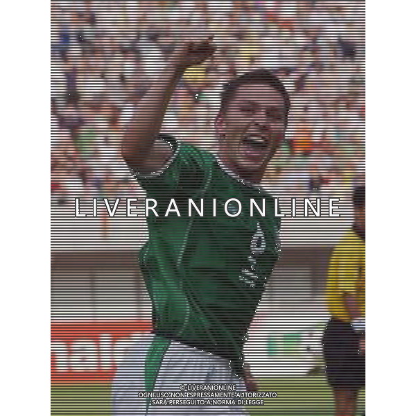 IRLANDA - CAMERUN NIIGATA (GIAPPONE) 01.06.2002 MONDIALI CALCIO 2002 NELLA FOTO HOLLAND MATT ESULTANZA AGENZIA ALDO LIVERANI SAS