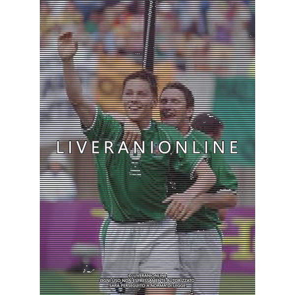IRLANDA - CAMERUN NIIGATA (GIAPPONE) 01.06.2002 MONDIALI CALCIO 2002 NELLA FOTO HOLLAND MATT ESULTANZA AGENZIA ALDO LIVERANI SAS